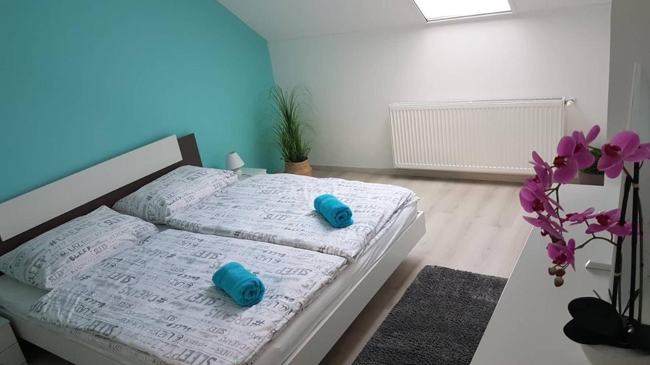 Promenad Apartman Мохач Экстерьер фото
